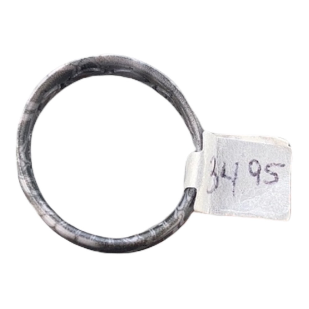 Silicone wedding band